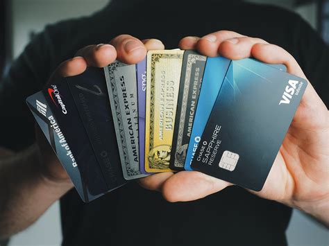 2 days ago · A joint credit card is just like a traditional card, except that the account is shared by two people. Joint credit cards can have several benefits, including simplified money management and credit-building opportunities for both cardholders. If a joint credit card isn’t used responsibly, it could affect both cardholders’ credit scores or ...